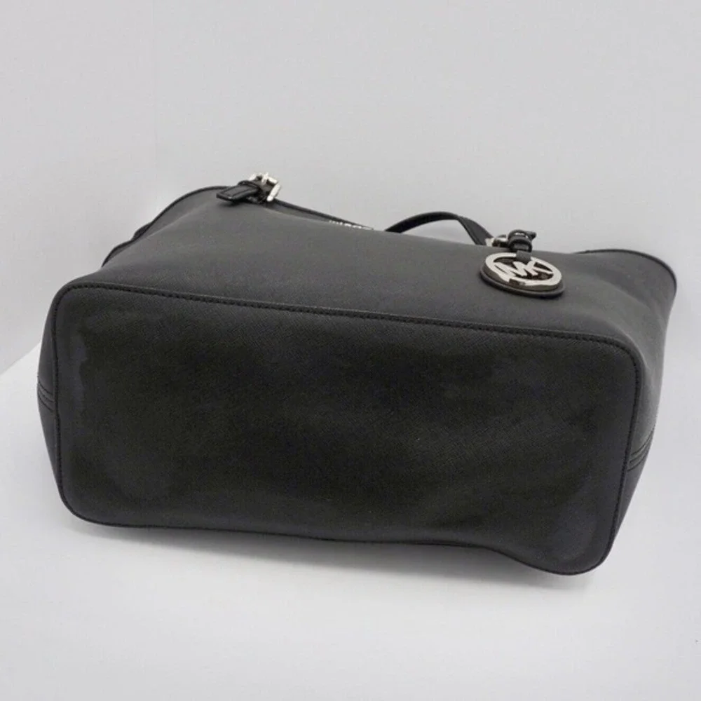 Michael Kors Voyager Medium Tote Bag Black Saffiano Leather Silver‎ Tone 37-03